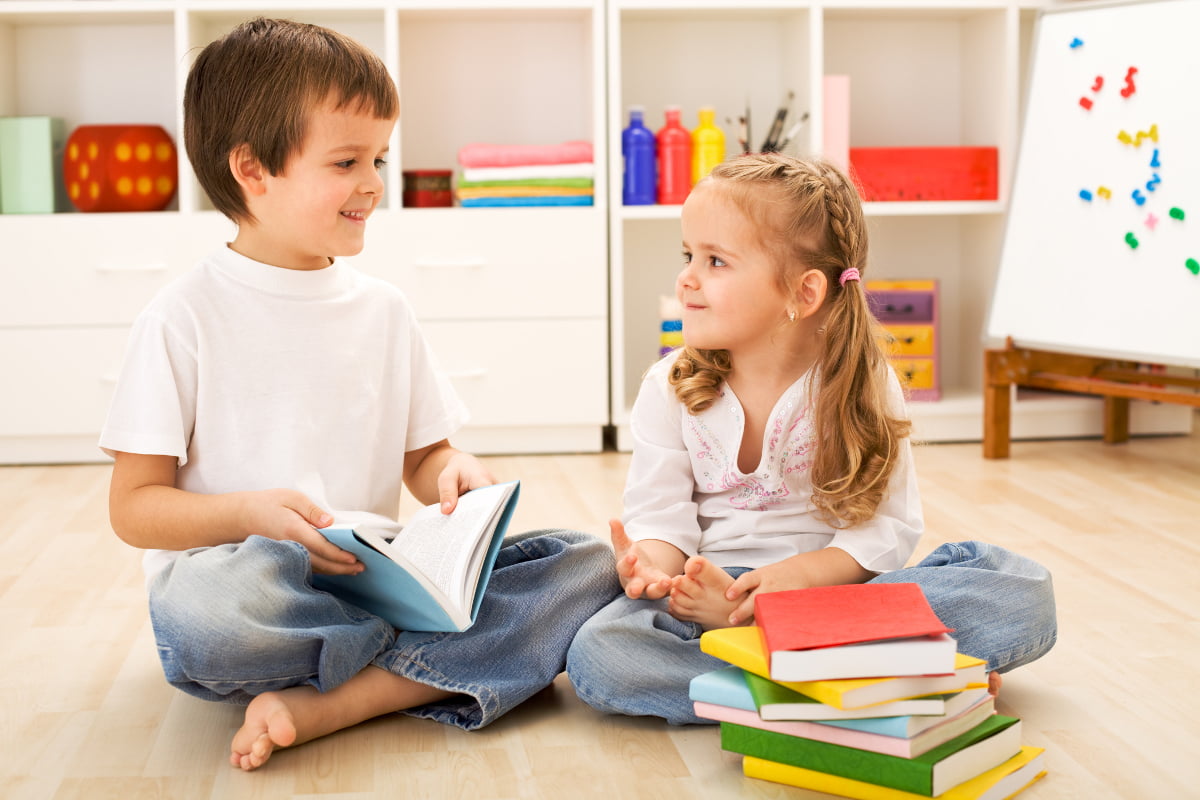 En este momento estás viendo ¿Por qué la Pedagogía Montessori y la filosofía educativa de Disciplina Positiva hacen tan buena pareja?